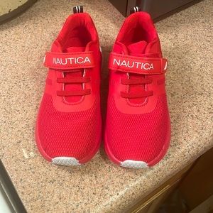 New with Tag Toddler Boys Towhee Stay-put sneaker